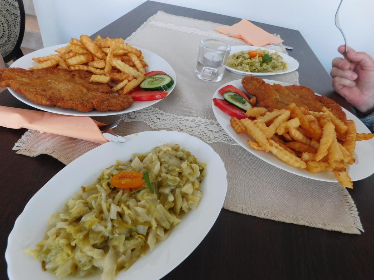 Zloczew Potok 5酒店 外观 照片